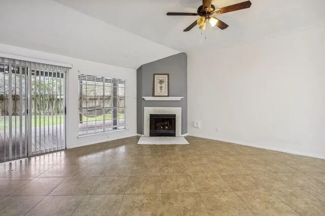 18617 NW Hiddenbay Way Drive Spring, TX 77379