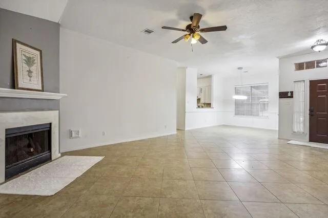 18617 NW Hiddenbay Way Drive Spring, TX 77379