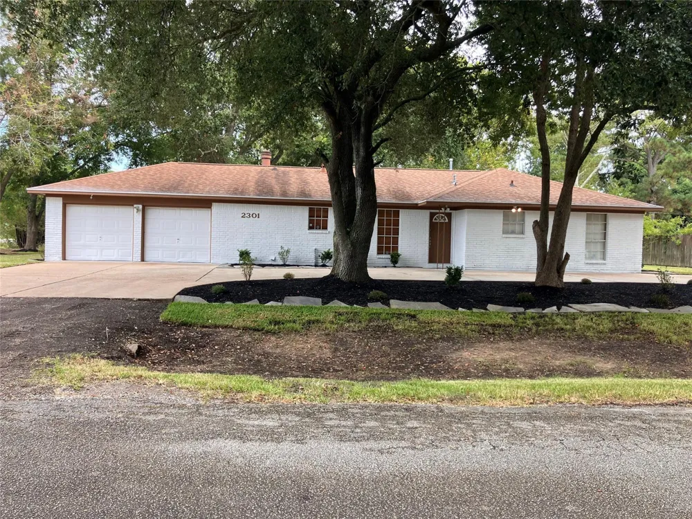 2301 Williams Drive La Marque, TX 77568