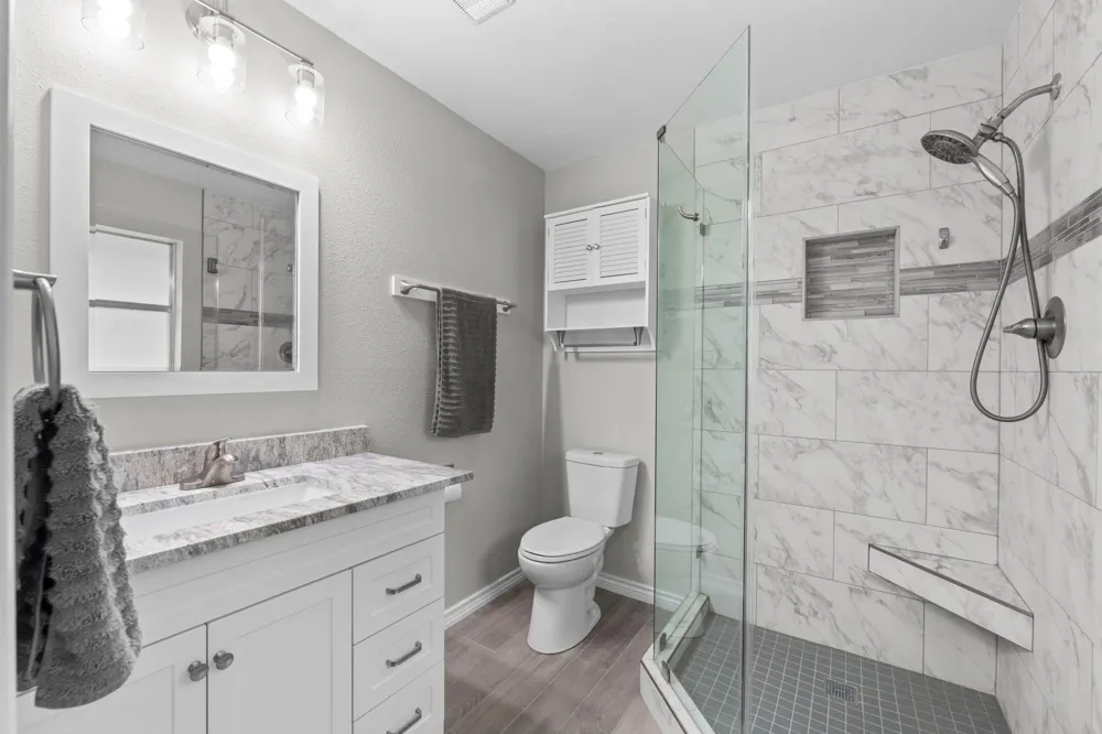 209 Summit Drive Conroe, TX 77303