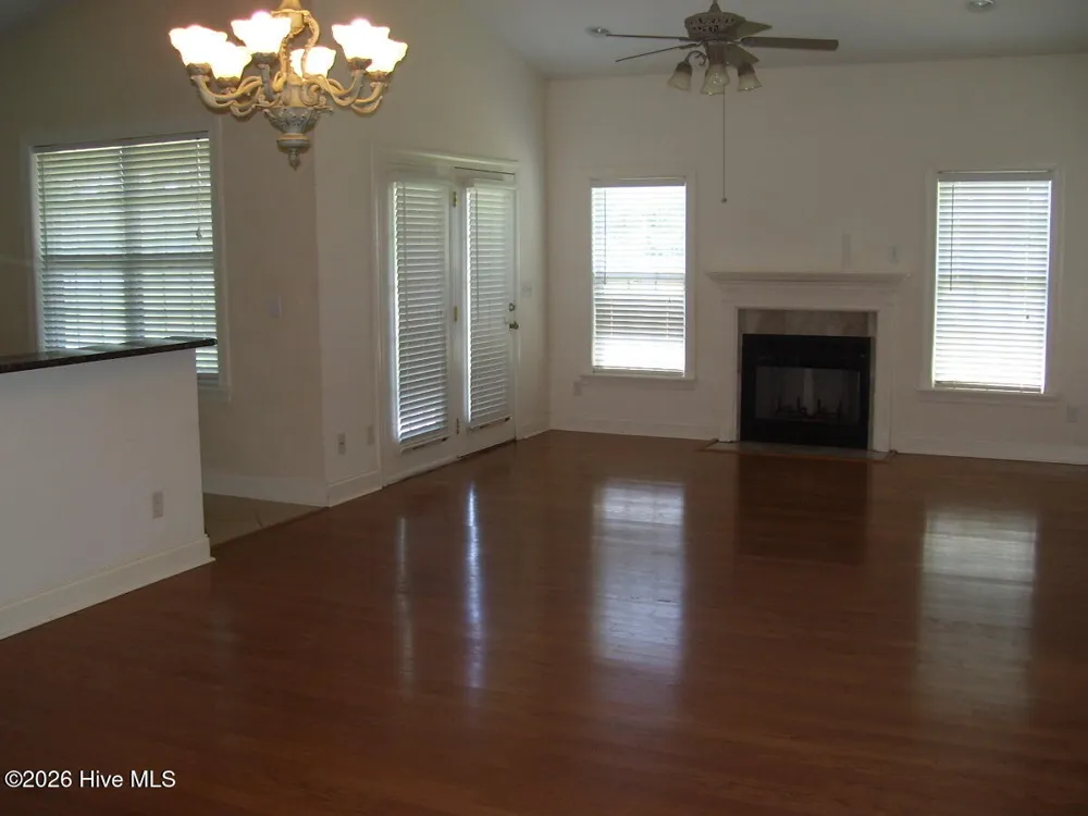 54 Castle Bay Drive Hampstead, NC 28443