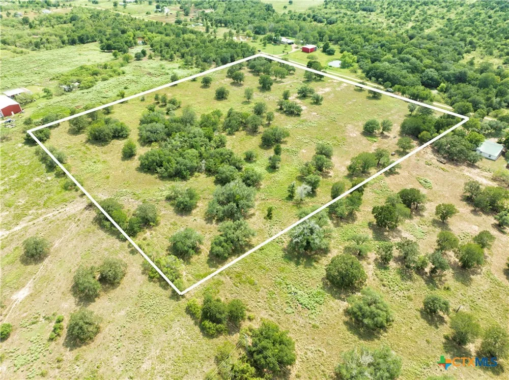24 State Highway 95 Flatonia, TX 78941