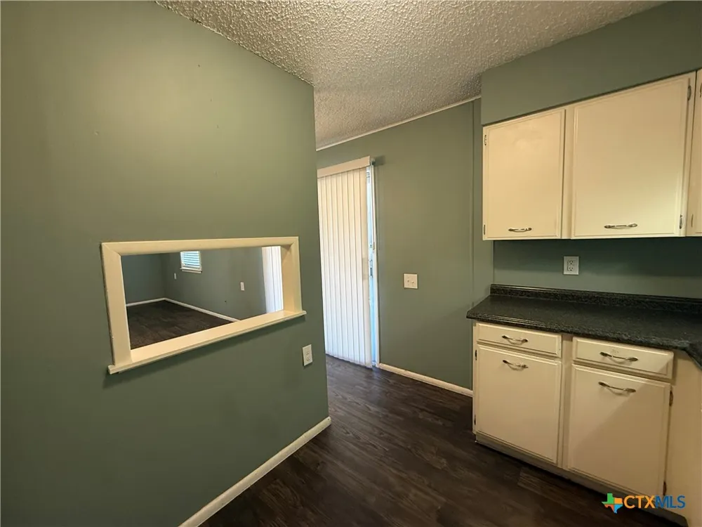 200 Twin Mountain Road #I-1 Wimberley, TX 78676