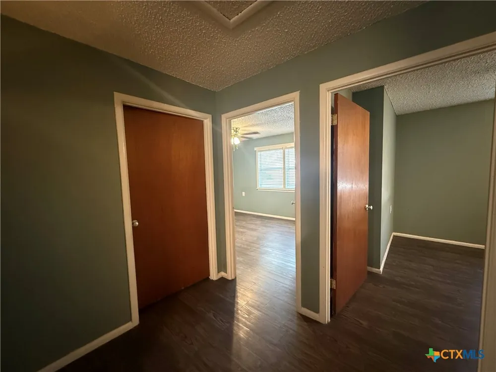 200 Twin Mountain Road #I-1 Wimberley, TX 78676
