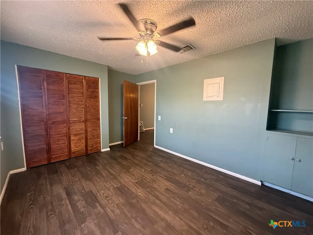 200 Twin Mountain Road #I-1 Wimberley, TX 78676
