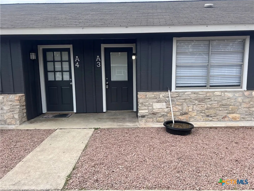 200 Twin Mountain Road #I-1 Wimberley, TX 78676