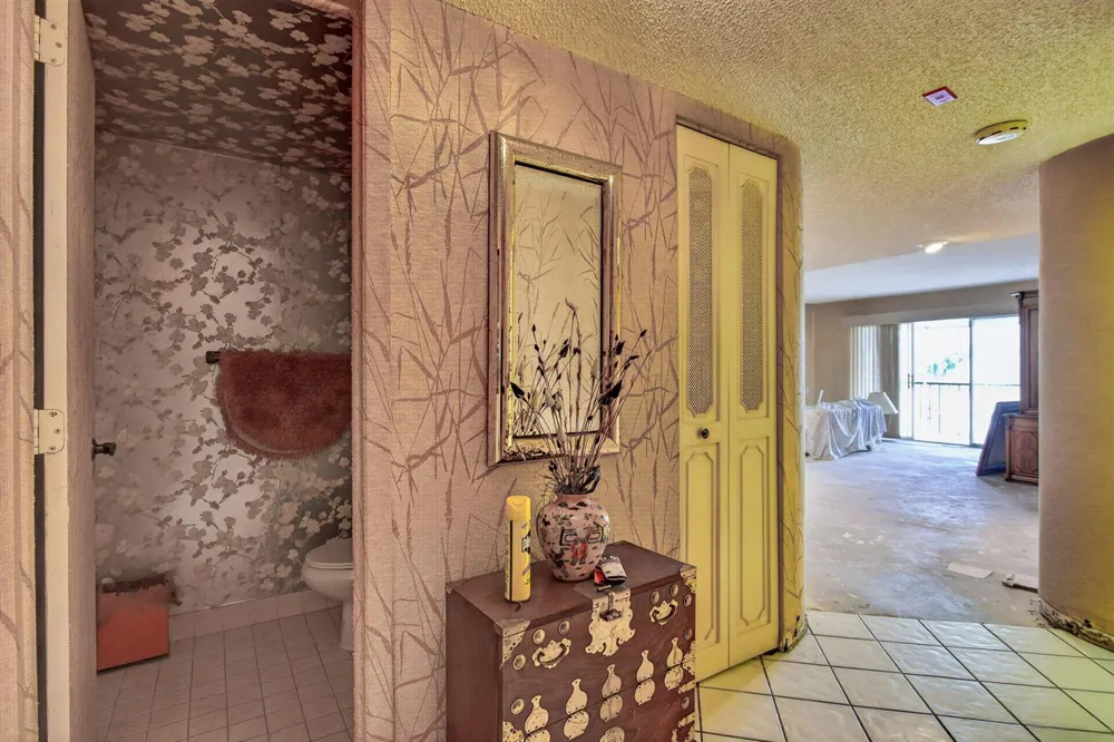 3920 INVERRARY BOULEVARD #301C Lauderhill, FL 33319