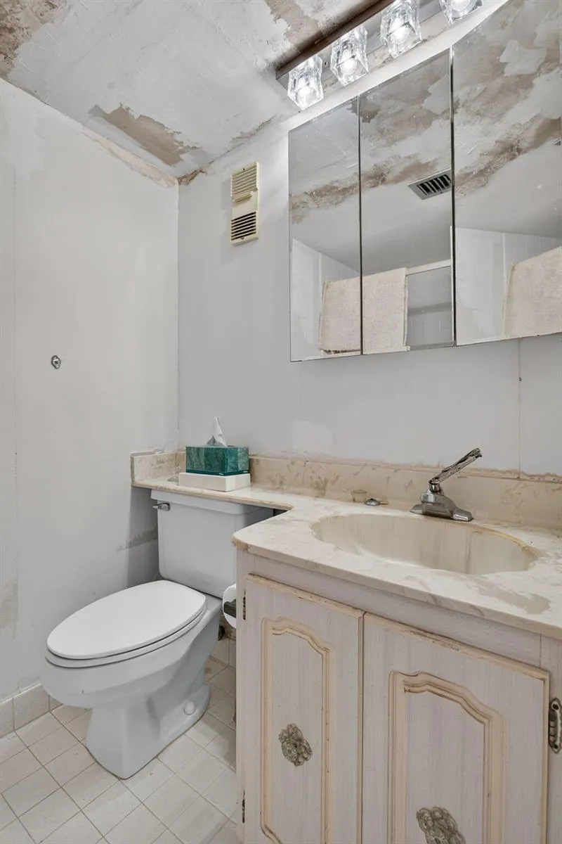 3920 INVERRARY BOULEVARD #301C Lauderhill, FL 33319