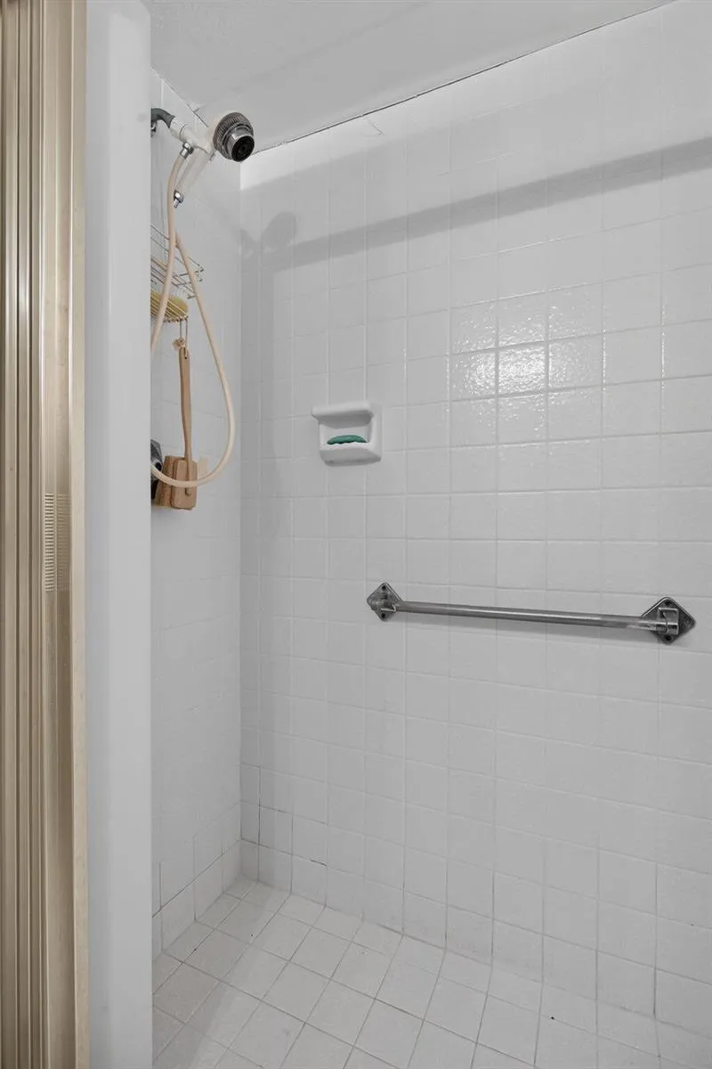 3920 INVERRARY BOULEVARD #301C Lauderhill, FL 33319