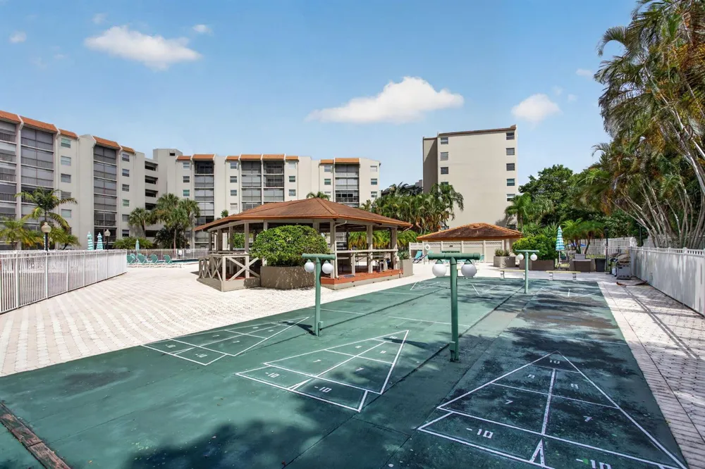 3920 INVERRARY BOULEVARD #301C Lauderhill, FL 33319
