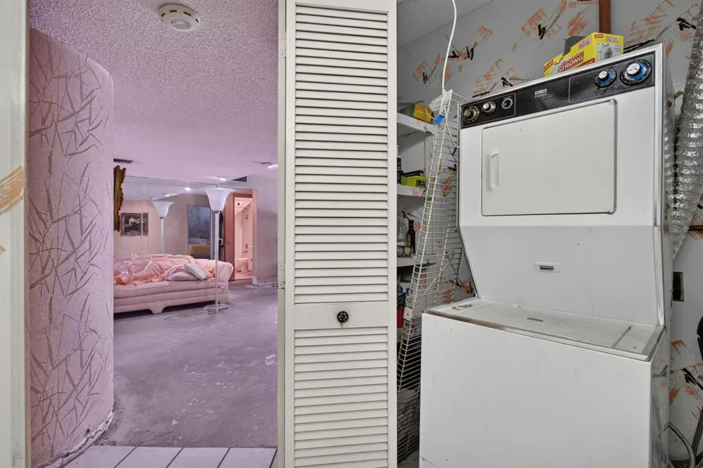3920 INVERRARY BOULEVARD #301C Lauderhill, FL 33319