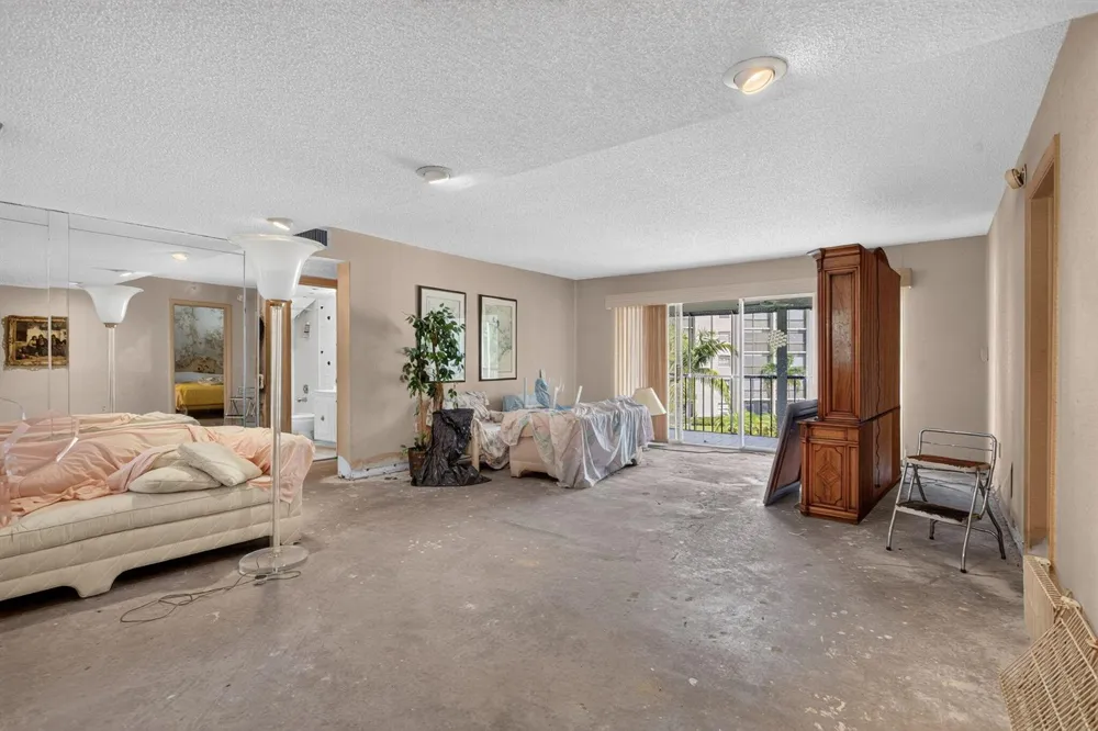 3920 INVERRARY BOULEVARD #301C Lauderhill, FL 33319