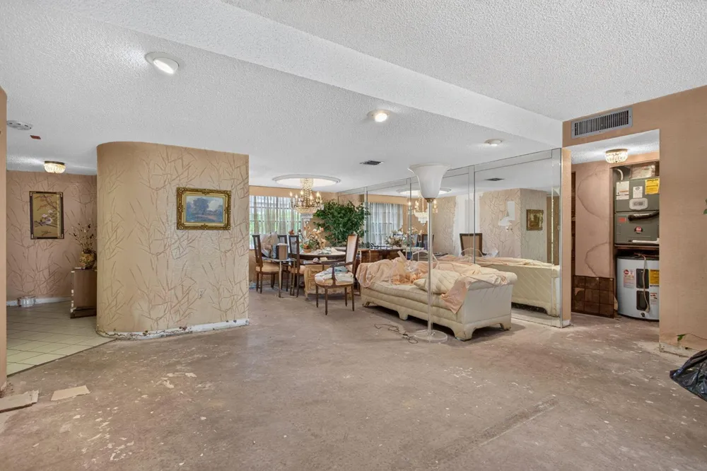 3920 INVERRARY BOULEVARD #301C Lauderhill, FL 33319