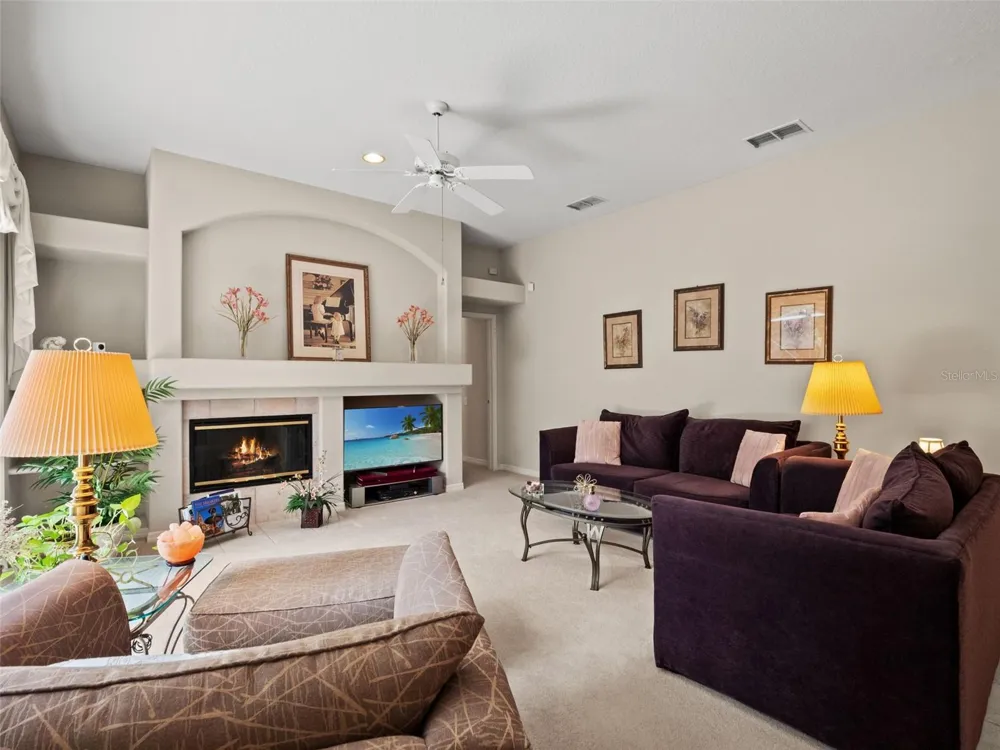5325 LAKE BLUFF TERRACE Sanford, FL 32771