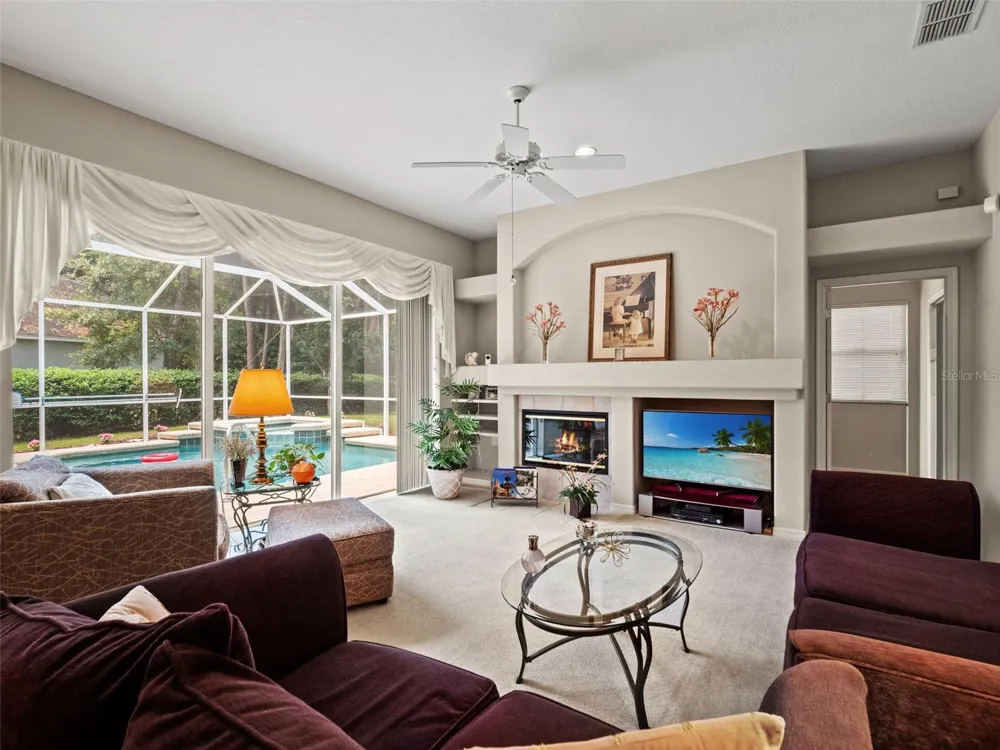 5325 LAKE BLUFF TERRACE Sanford, FL 32771