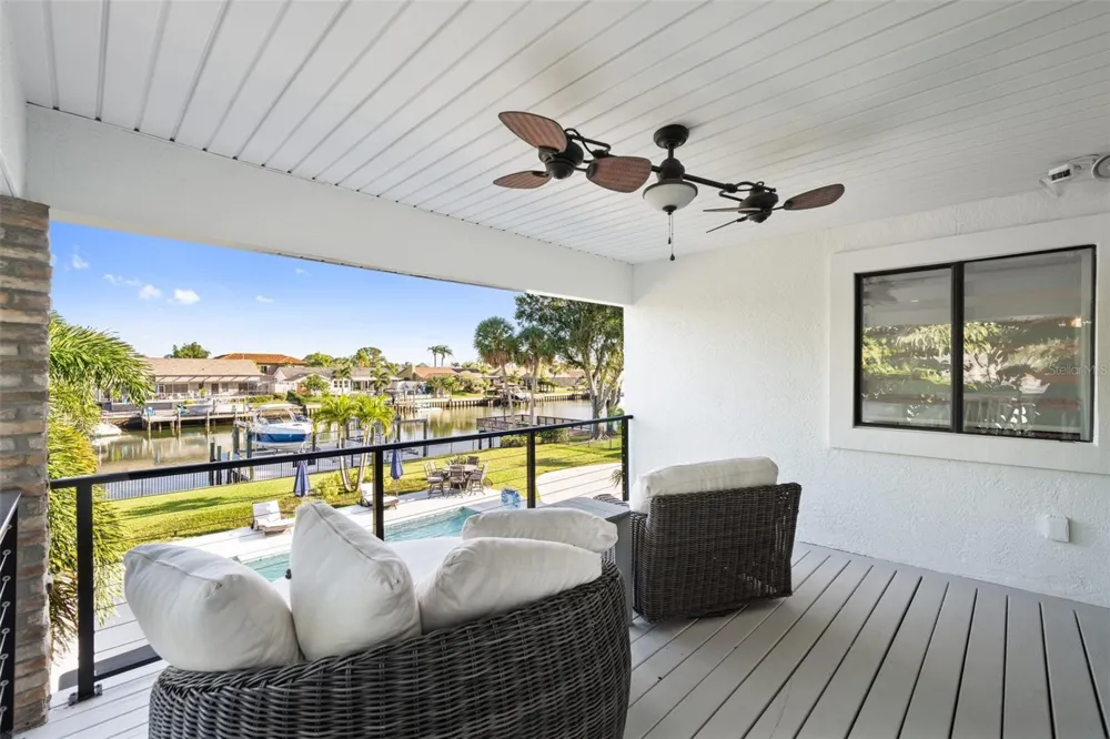 4213 DEEPWATER LANE Tampa, FL 33615