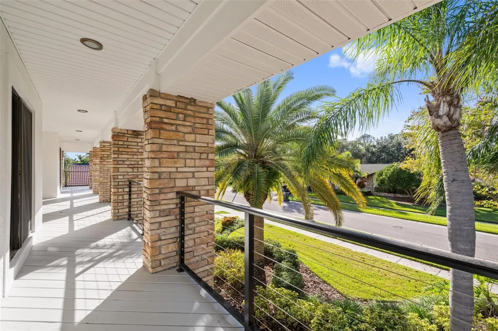 4213 DEEPWATER LANE Tampa, FL 33615