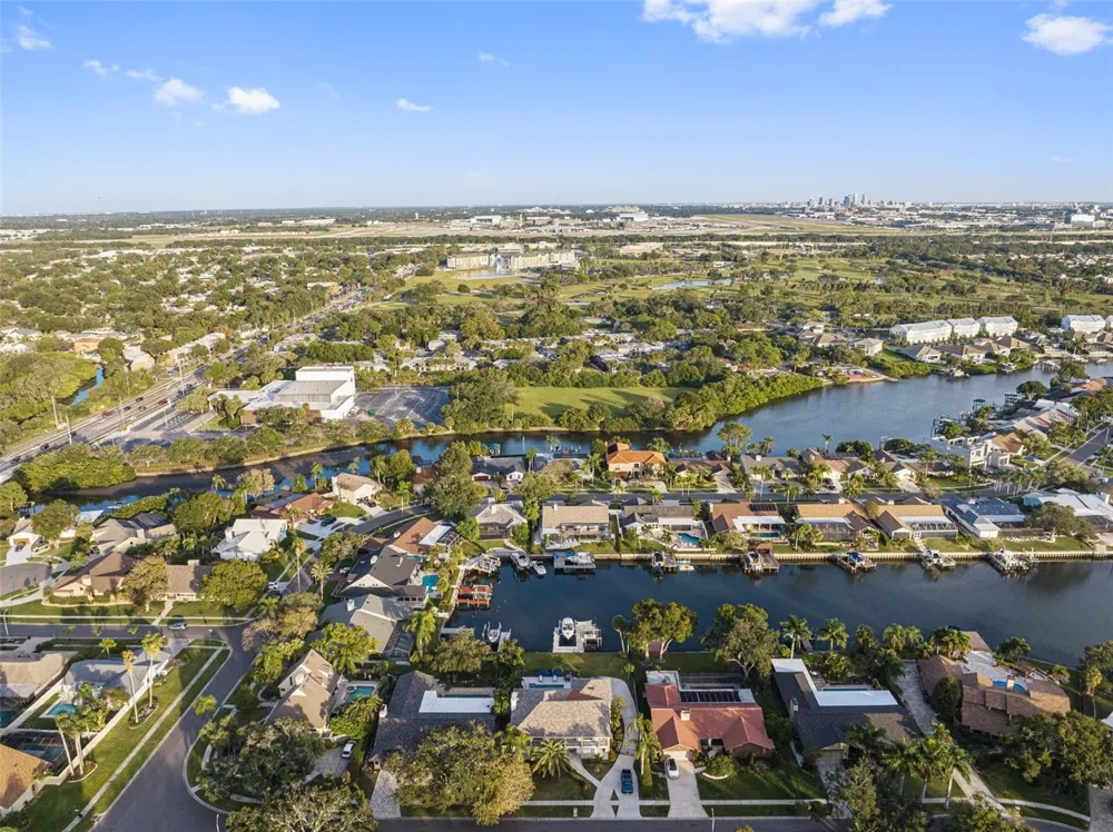 4213 DEEPWATER LANE Tampa, FL 33615