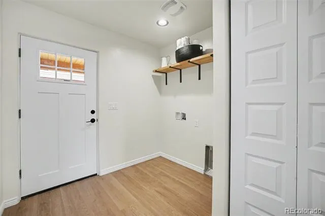 125 6th Street Dacono, CO 80514