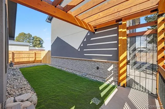 125 6th Street Dacono, CO 80514