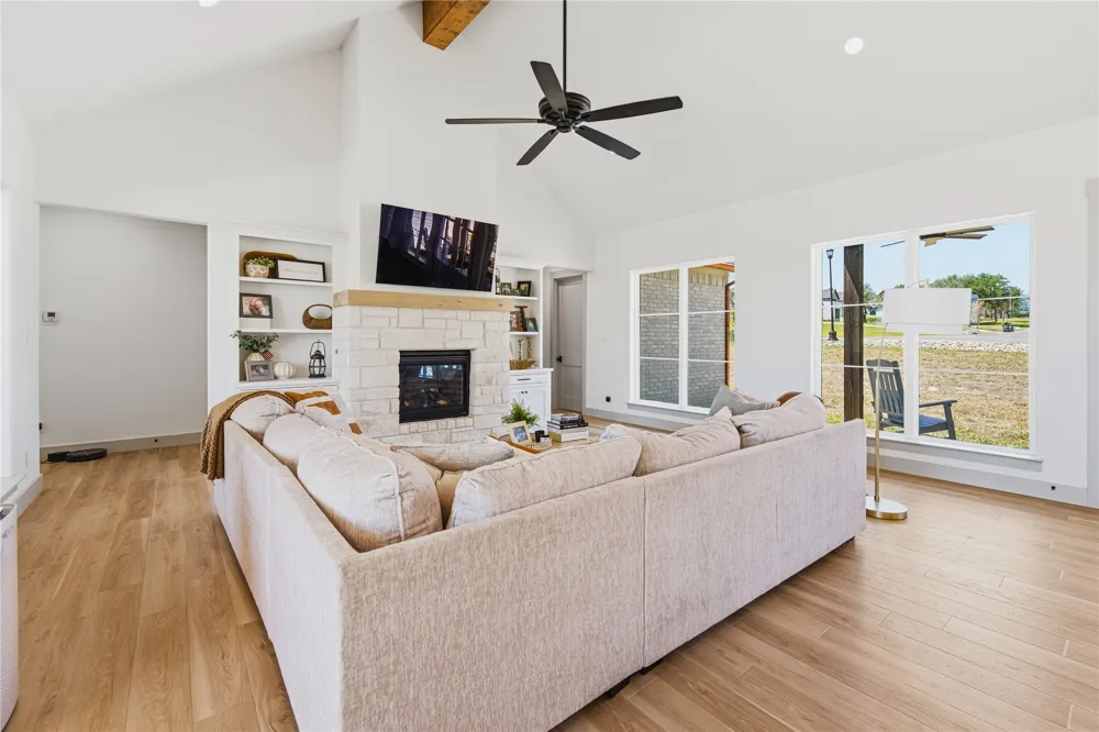 212 Dan Russell Bend Weatherford, TX 76087