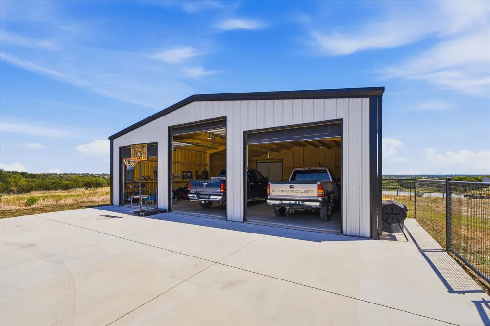 212 Dan Russell Bend Weatherford, TX 76087