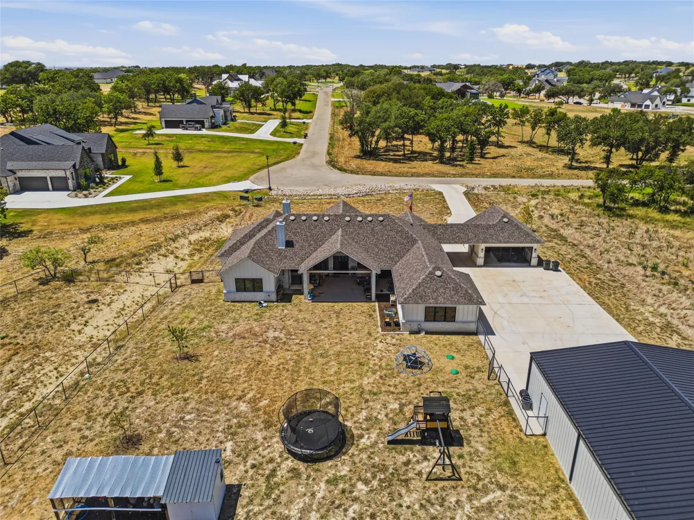 212 Dan Russell Bend Weatherford, TX 76087