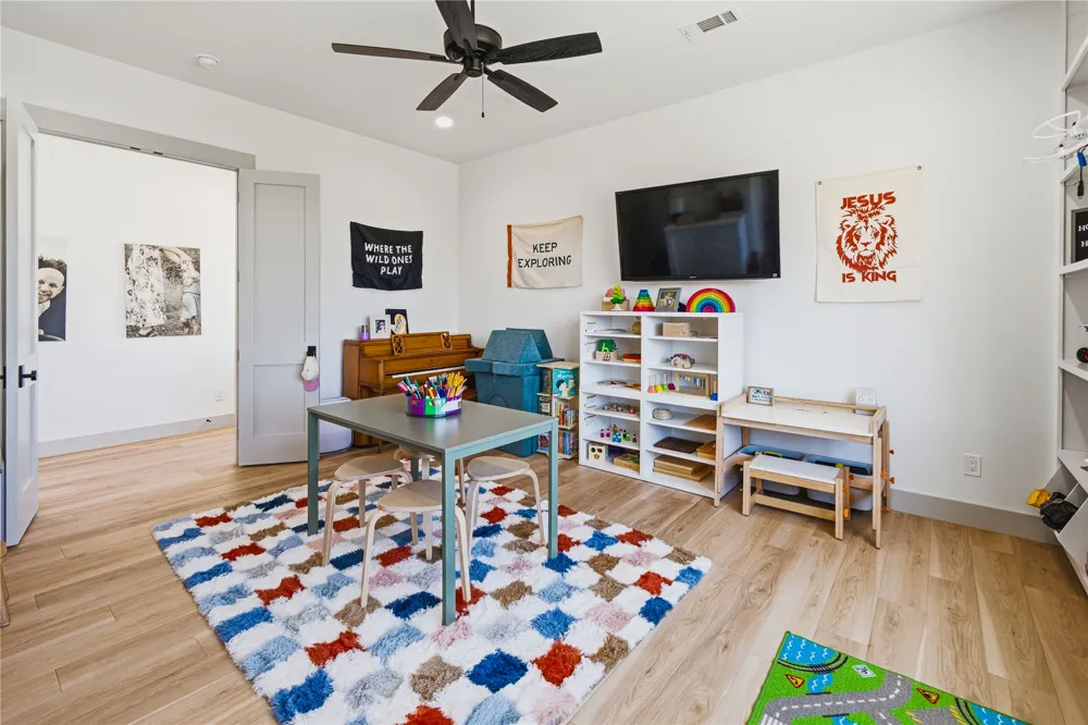 212 Dan Russell Bend Weatherford, TX 76087