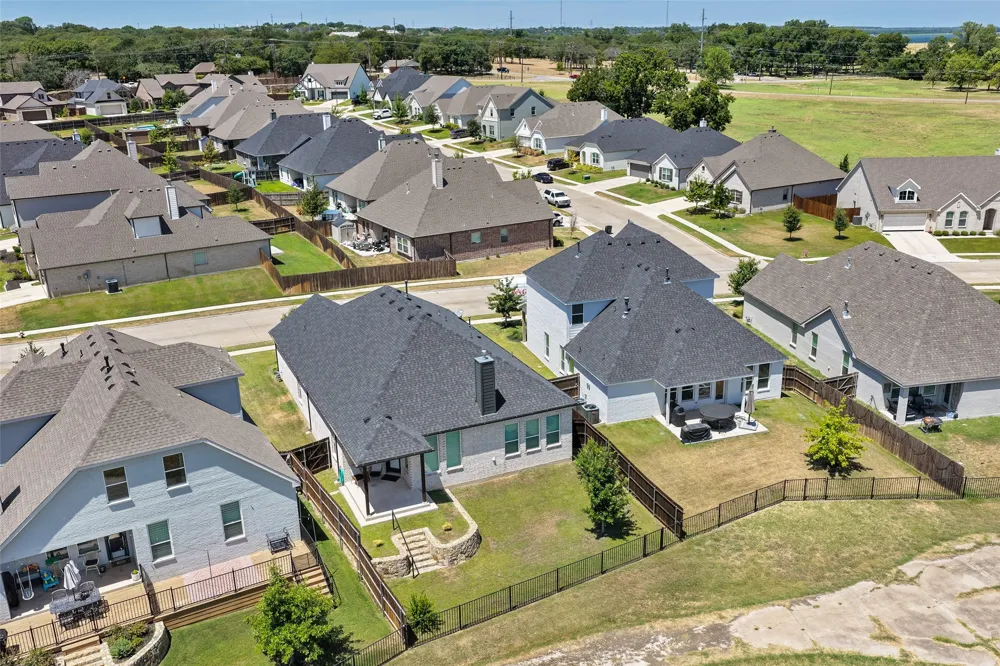 1308 Robinson Valley Drive Weatherford, TX 76087