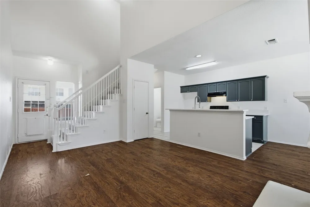 1504 Park Lane Drive Lewisville, TX 75067