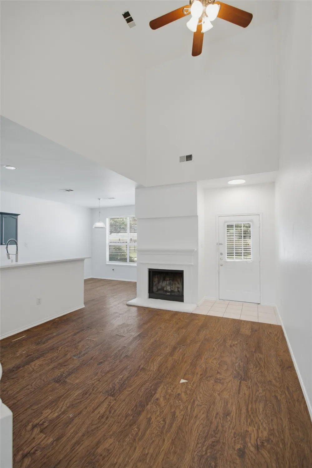 1504 Park Lane Drive Lewisville, TX 75067