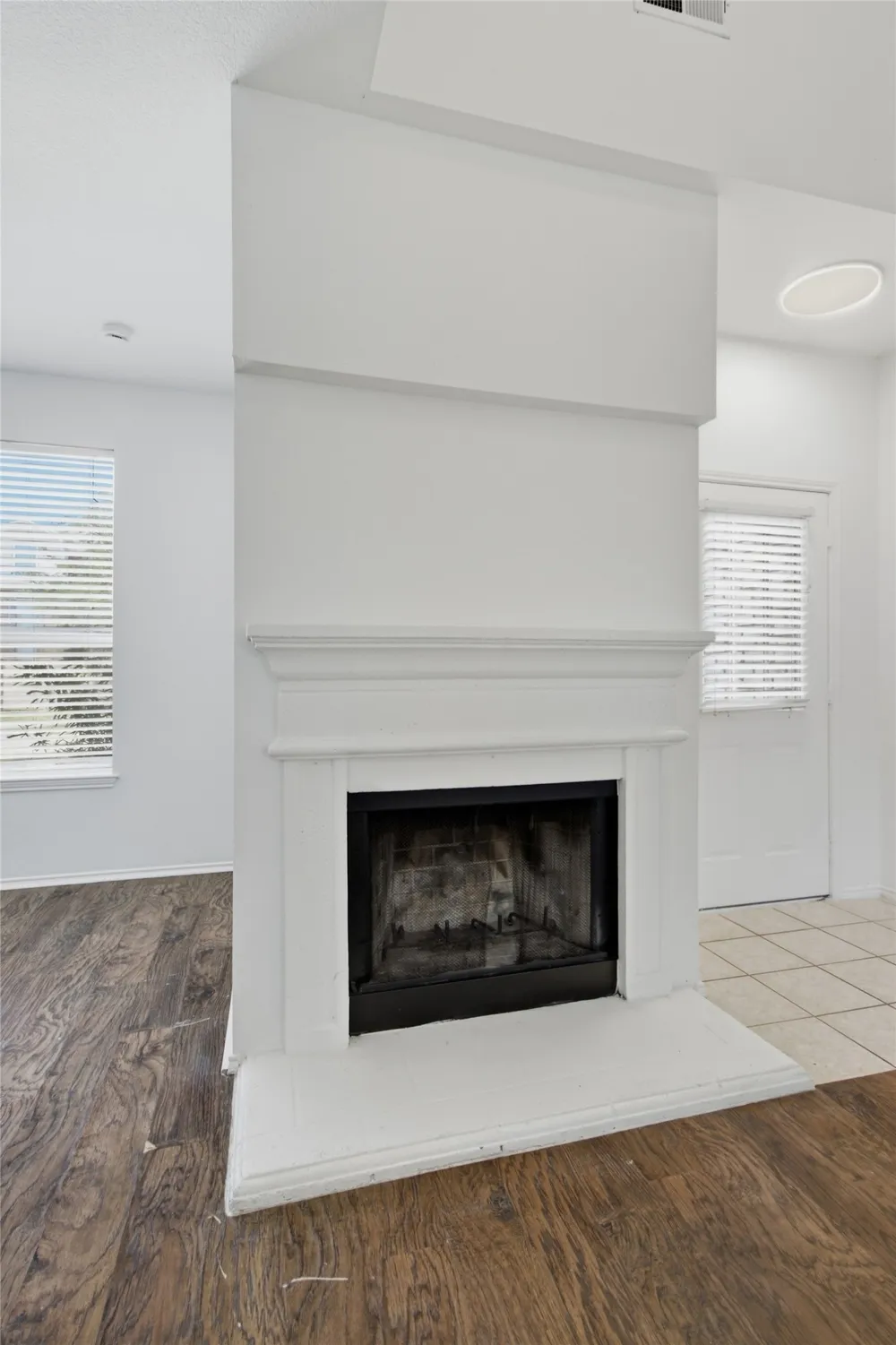 1504 Park Lane Drive Lewisville, TX 75067