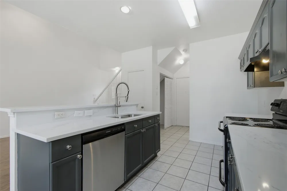 1504 Park Lane Drive Lewisville, TX 75067