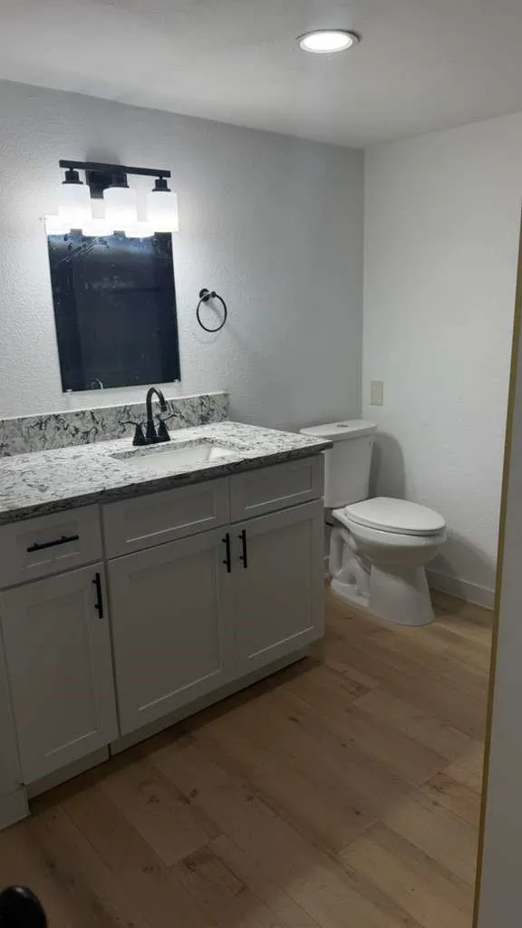 7401 Bogart Drive #B North Richland Hills, TX 76180