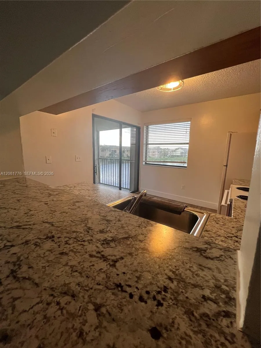950 Constitution Dr #950H Homestead, FL 33034