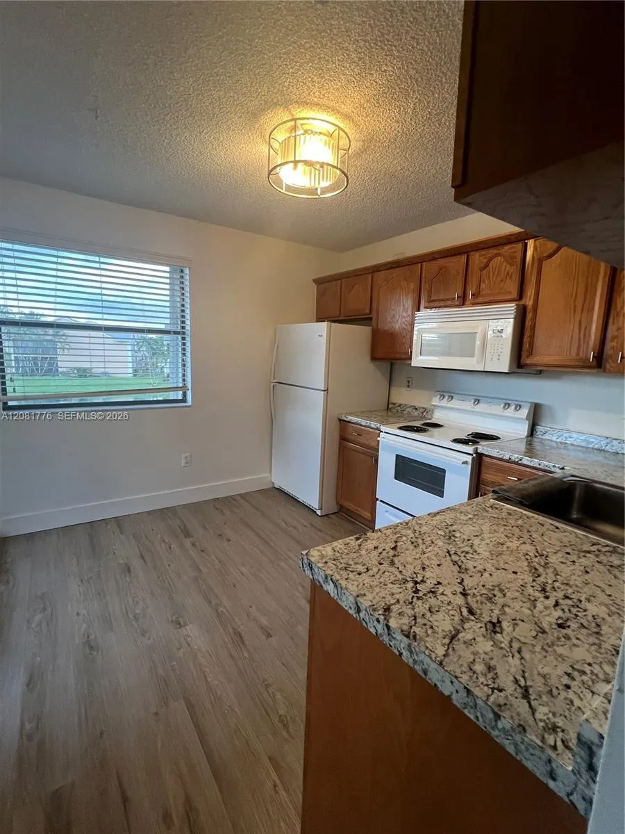 950 Constitution Dr #950H Homestead, FL 33034