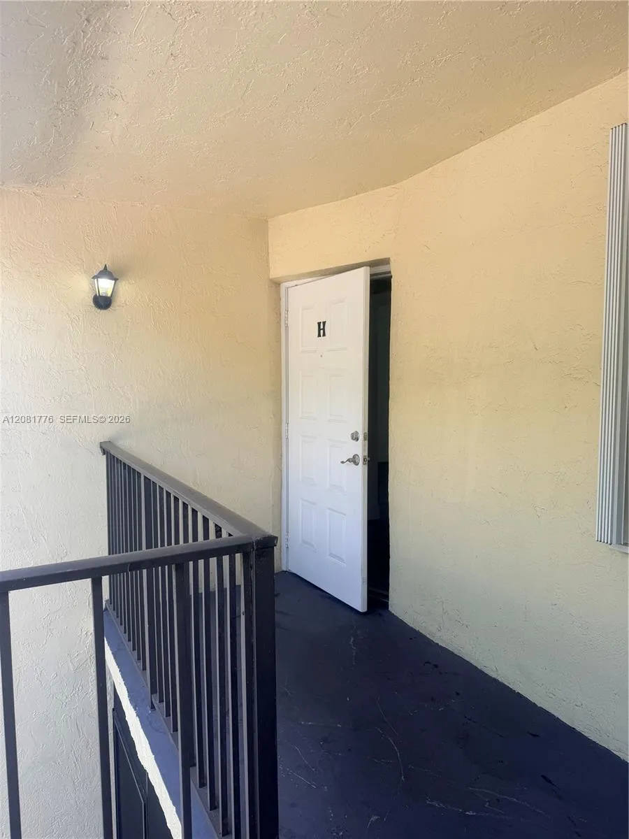 950 Constitution Dr #950H Homestead, FL 33034
