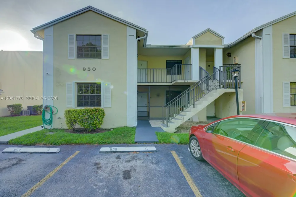 950 Constitution Dr #950H Homestead, FL 33034