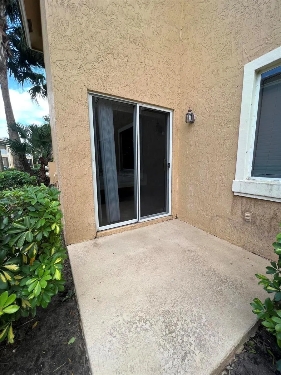 8364 Mulligan Circle Port St. Lucie, FL 34986