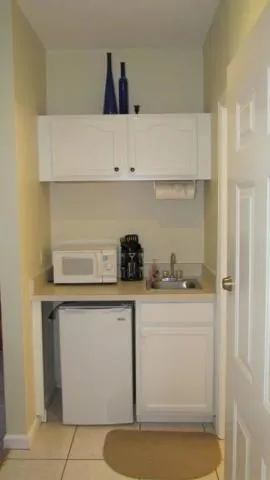 8364 Mulligan Circle Port St. Lucie, FL 34986