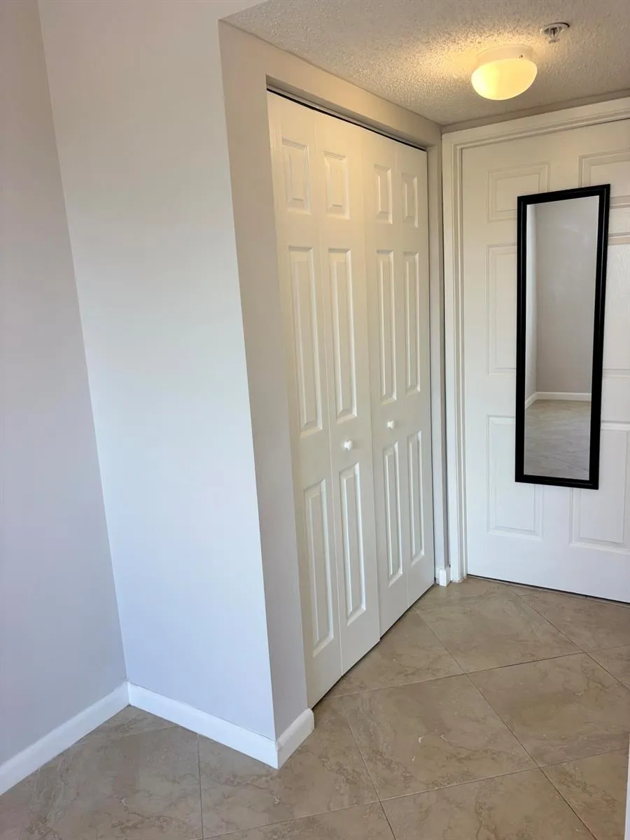 2640 S UNIVERSITY DRIVE #305 Davie, FL 33328