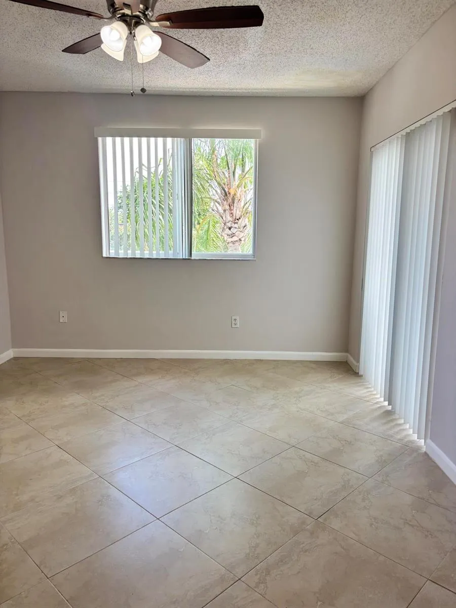 2640 S UNIVERSITY DRIVE #305 Davie, FL 33328