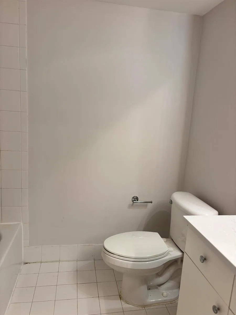 2640 S UNIVERSITY DRIVE #305 Davie, FL 33328