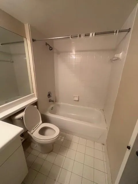 2640 S UNIVERSITY DRIVE #305 Davie, FL 33328
