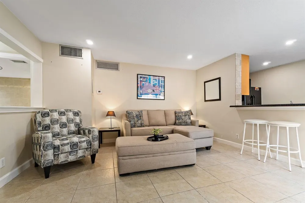 1605 S US Highway 1 #5a Jupiter, FL 33477