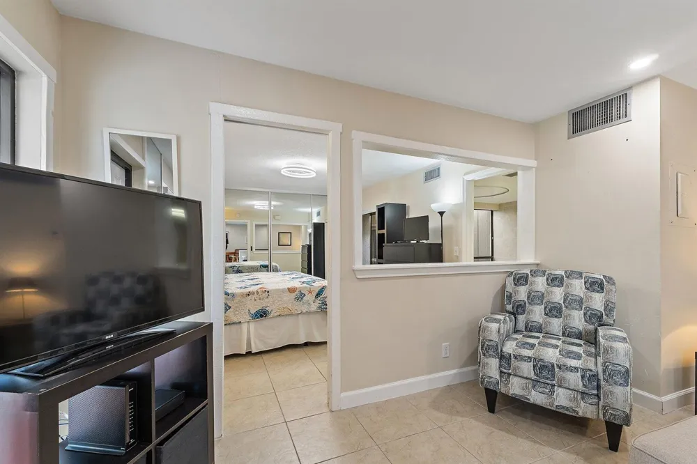 1605 S US Highway 1 #5a Jupiter, FL 33477