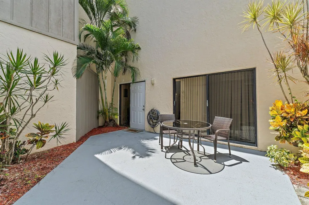 1605 S US Highway 1 #5a Jupiter, FL 33477