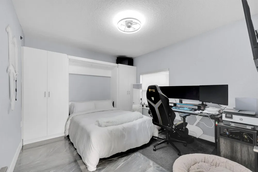3541 Carlton Lane Davie, FL 33330