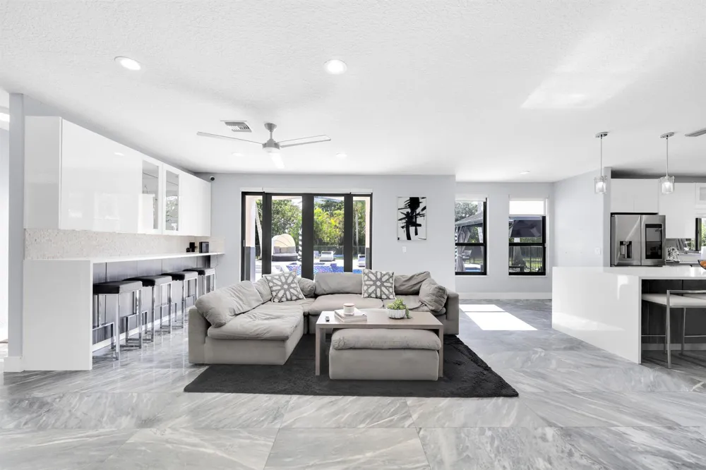 3541 Carlton Lane Davie, FL 33330