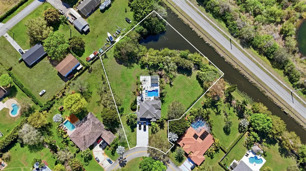 3541 Carlton Lane Davie, FL 33330